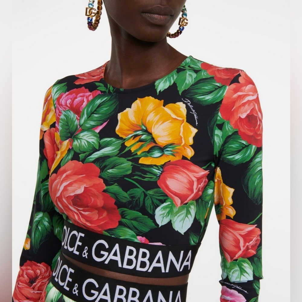 Super hot Dolce & Gabbana floral crop top excellent condition